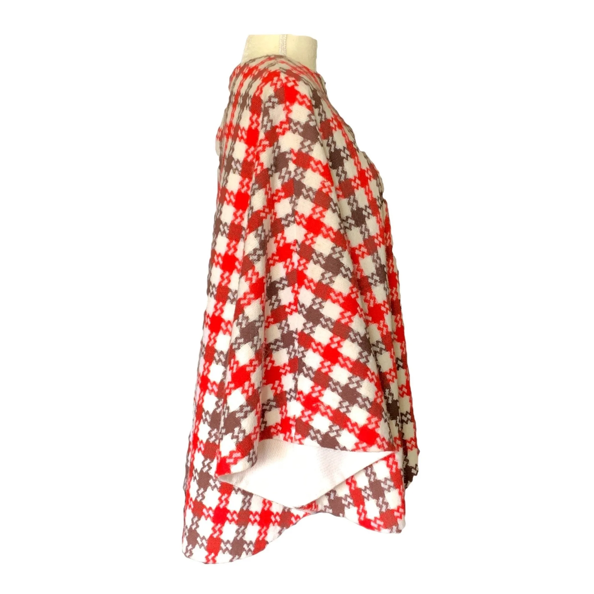 1960s Poncho in a Red and Brown Check Plaid. Perfect Jacket for Fall. English Countryside Bohemian.