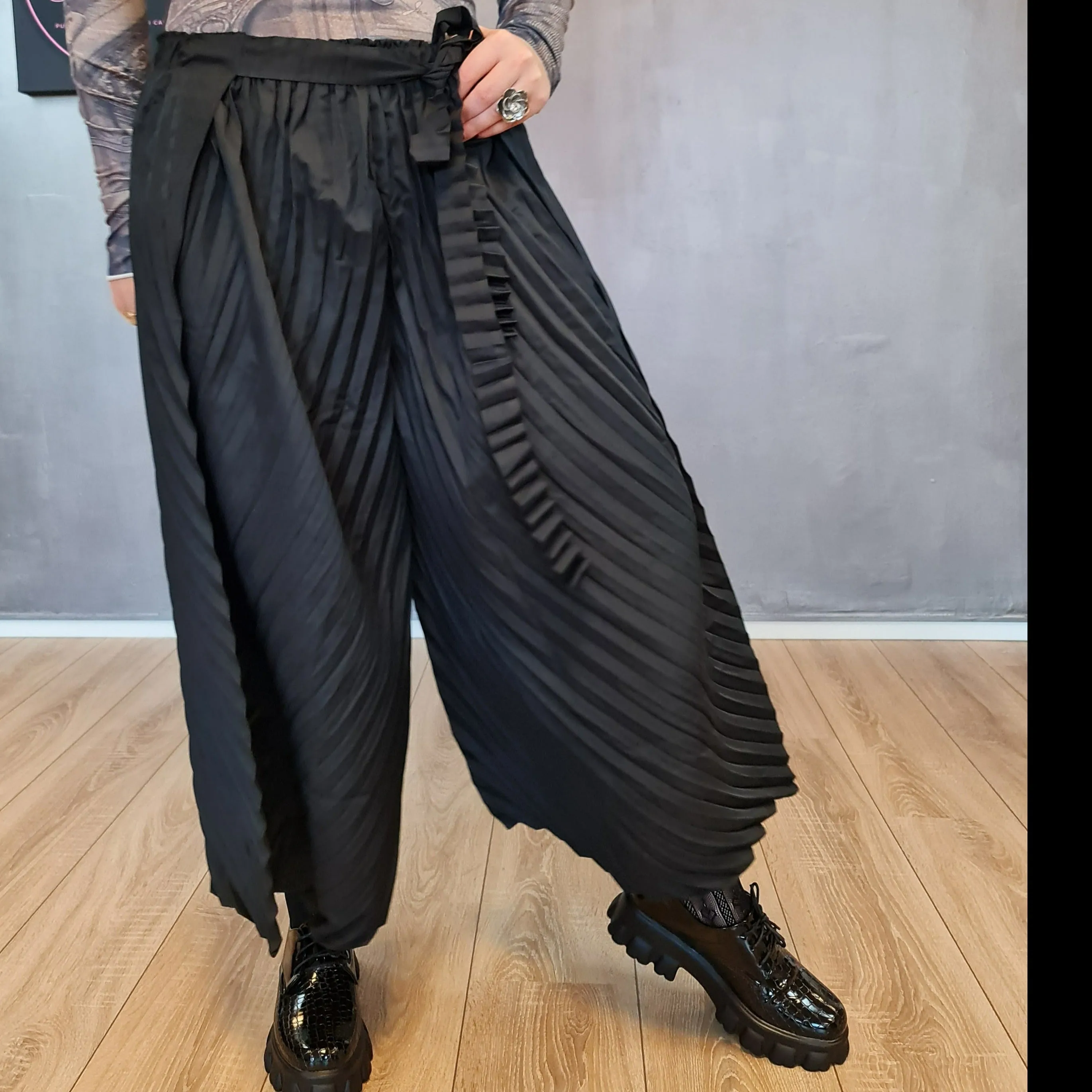 Casual Minimal Goth Regular Irregular Wide Legged Pants