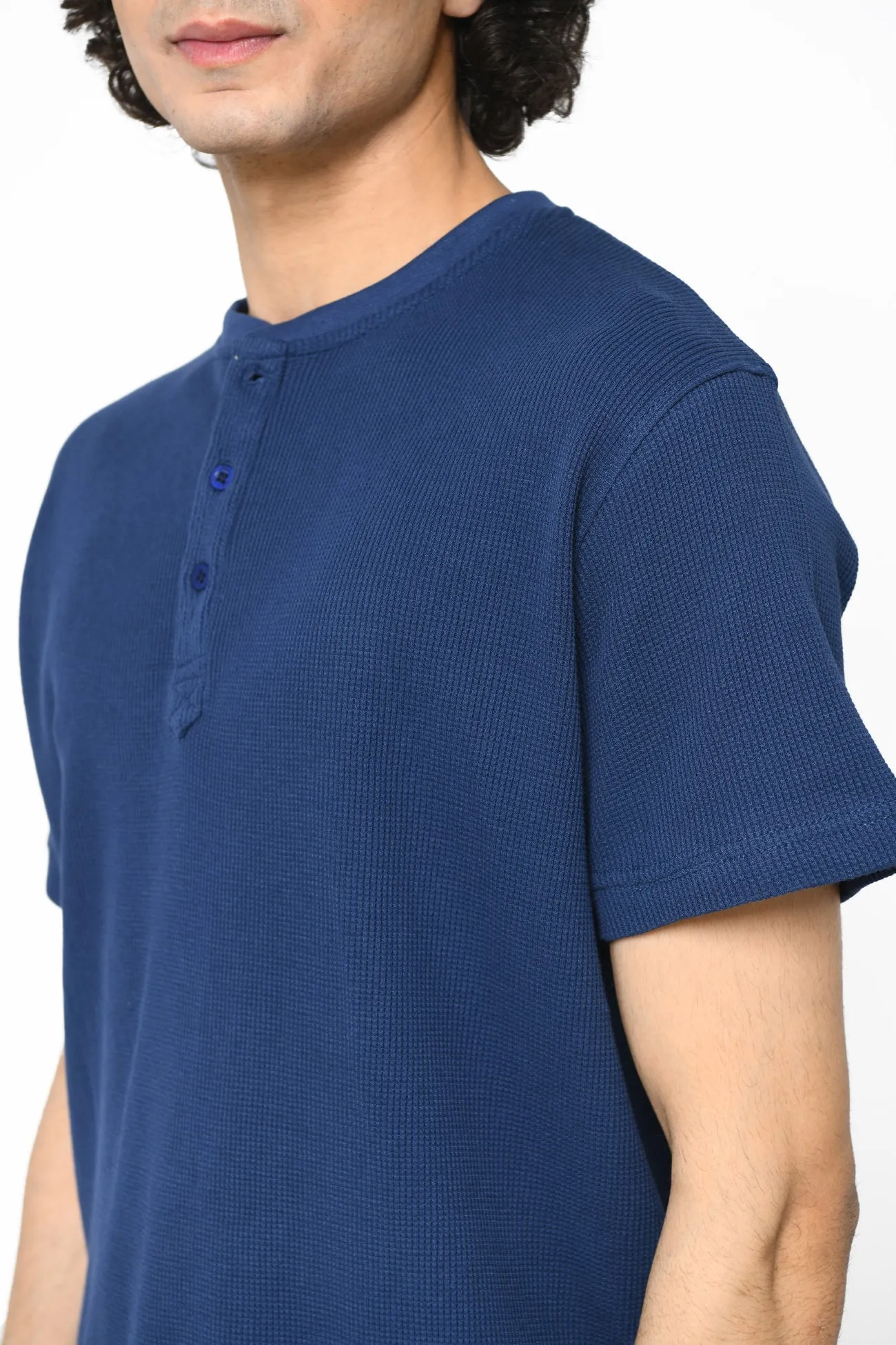 HENLEY COLLAR TSHIRT