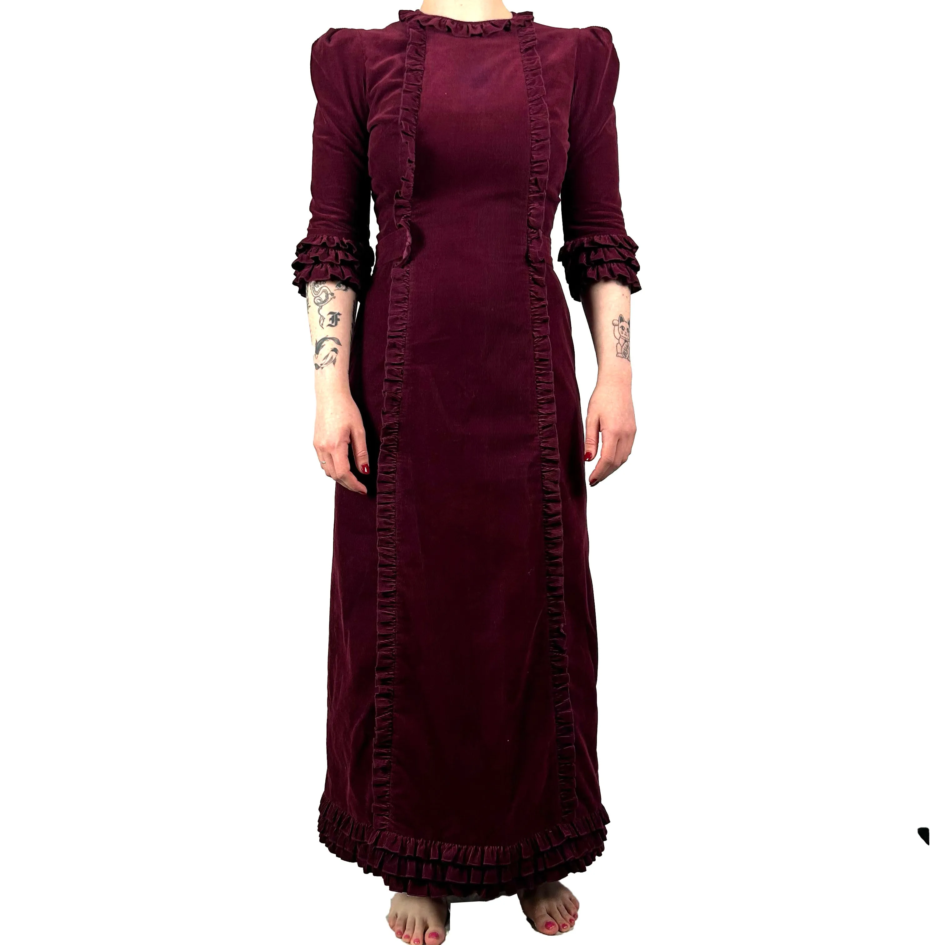 Here’s an optimized title for the e-commerce product:

The Vampires Wife Burgundy Needlecord Maxi Dress - Size Small, Elegant Vintage Style